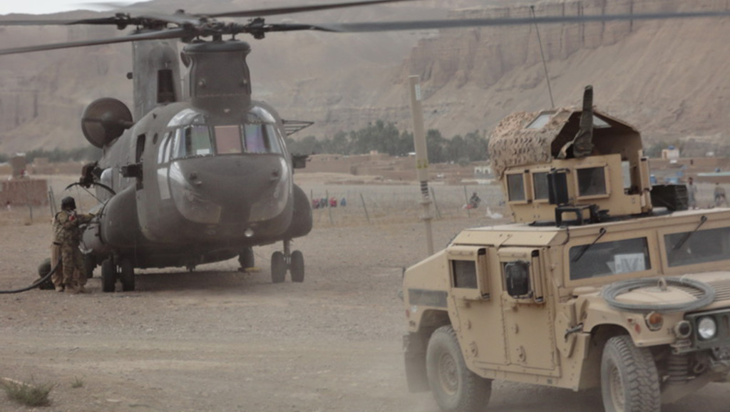 Chinook és Humvee Bamyanban