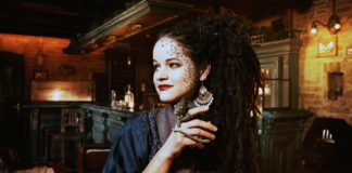 Pleszkán Écska: Óvodás korom óta báb- és mesefüggő vagyok!