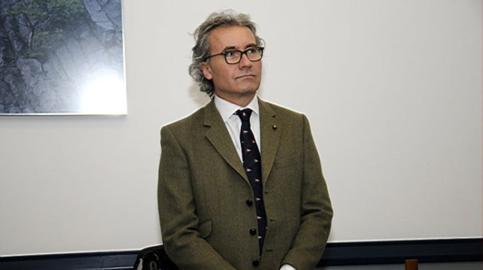 dr-eross-lorand-eloadasa-2016_03