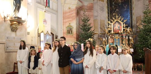 Isteni szeretet fényessége Isteni szeretet fényessége