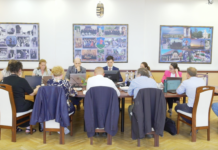 Szociális ellátások, turizmus, útépítés és étkezési díjak is napirenden a képviselő-testület szerdai ülésén