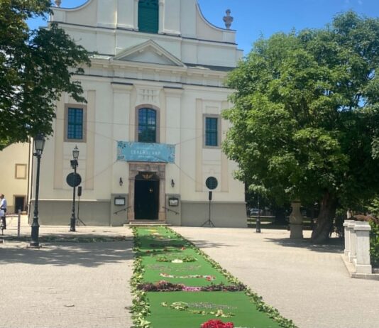 Ilyen volt az úrnapi körmenet Solymáron