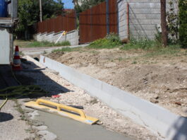 Felújítják az esővíz-elvezető árkot a Kossuth Lajos utcában