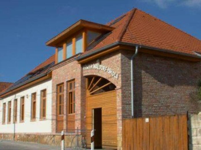feszek_suli