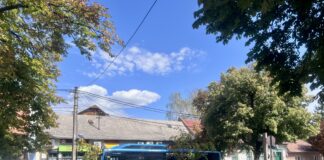 Ismét a régi helyükön a Templom téri buszmegállók